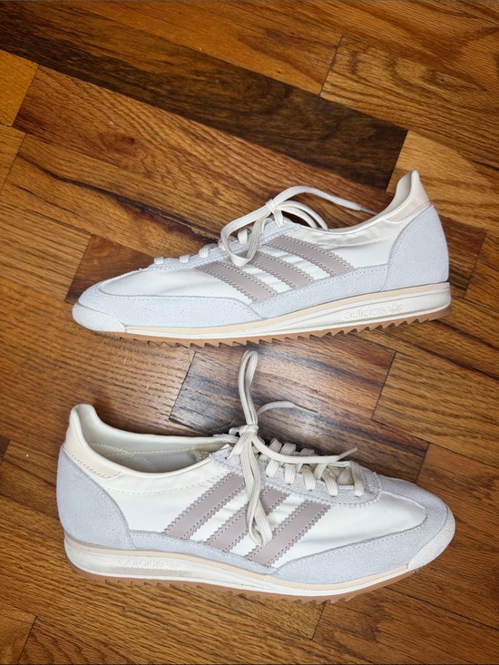 adidas Originals Shoes - adidas Cream and Light Beige Vintage Runner Sneakers